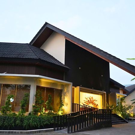 Azana Garden Hill Resort Blora Экстерьер фото